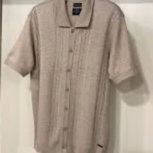 Buffalo David Bitton Other - BUFFALO DAVID BITTON
Walsh Button-Front Beige Short Sleeve knit Shirt Size S